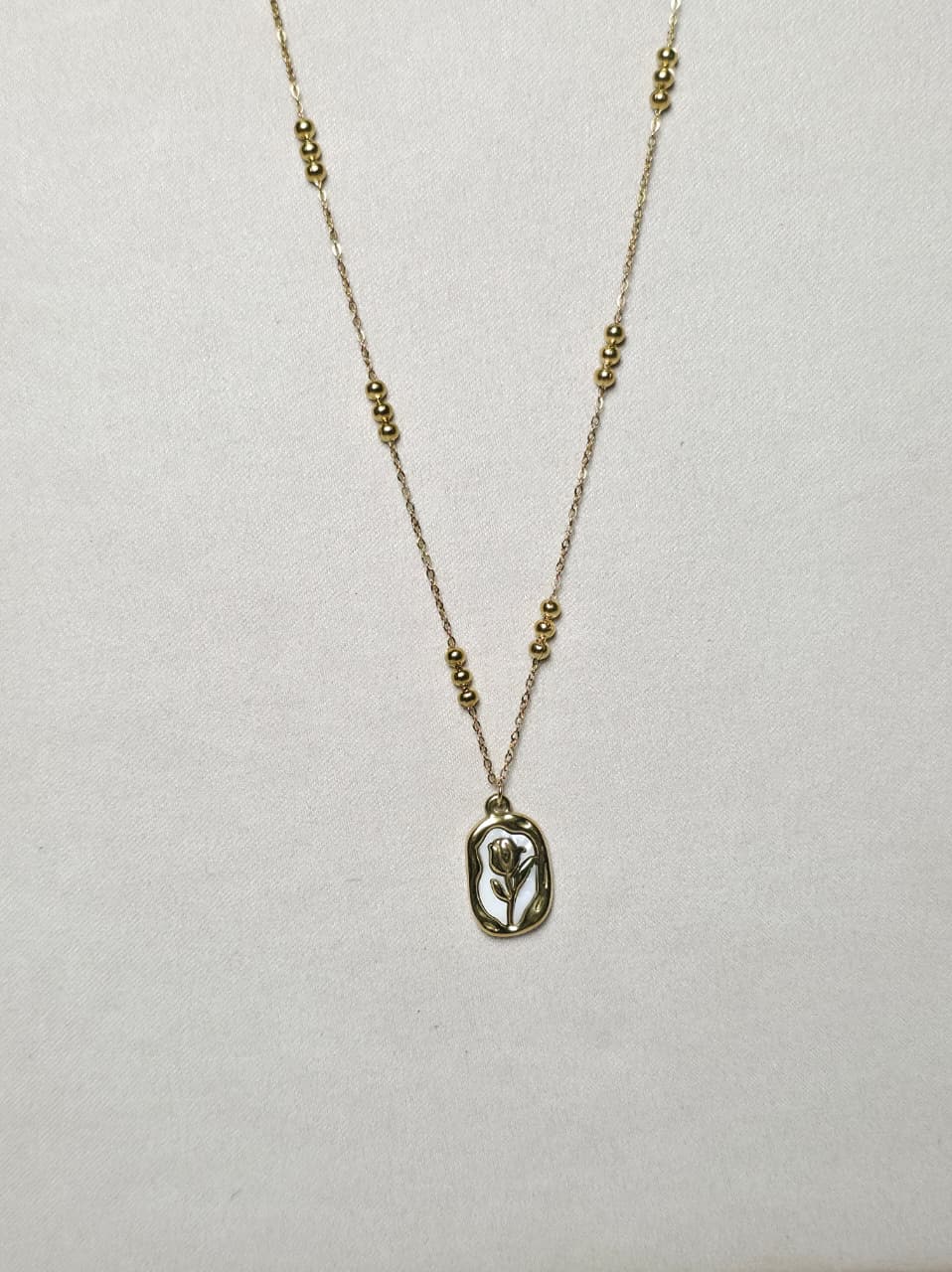 Rose Necklace