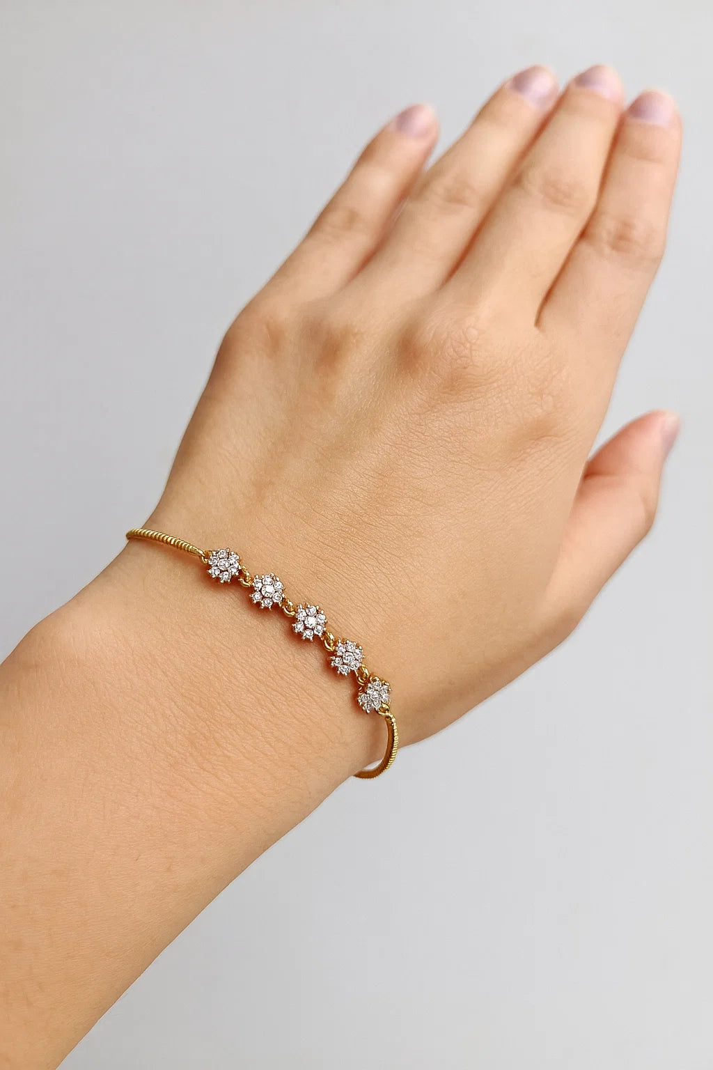 Daisy Gleam Bracelet